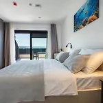 Appartamento Casa Sul Mare, Sea View With Large Balcony & Free Parking *