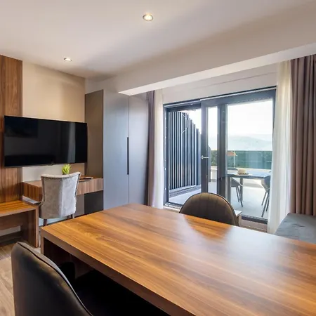 Casa Sul Mare, Sea View With Large Balcony & Free Parking