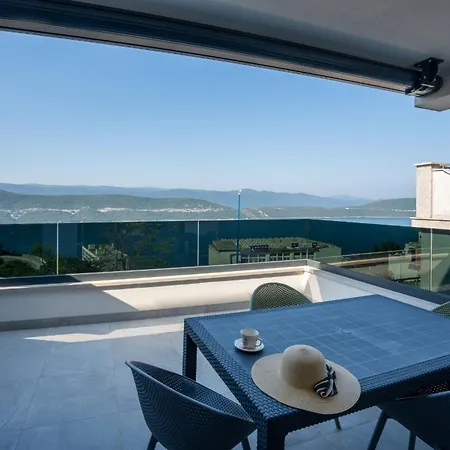 Apartmán Luxury Sea View With Panoramic Balcony & Private Parking, Casa Sul Mare