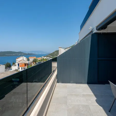 아파트 Luxury Sea View With Panoramic Balcony & Private Parking, Casa Sul Mare *