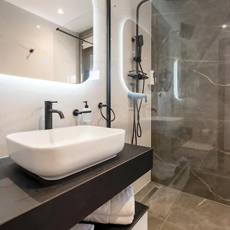 Casa Sul Mare Luxury Sea View شقة نيوم