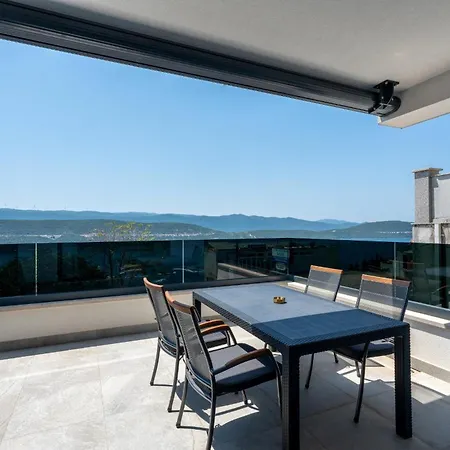 Casa Sul Mare Luxury Sea View Apartment *