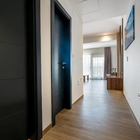 Luxury Sea View With Panoramic Balcony & Private Parking, Casa Sul Mare 아파트