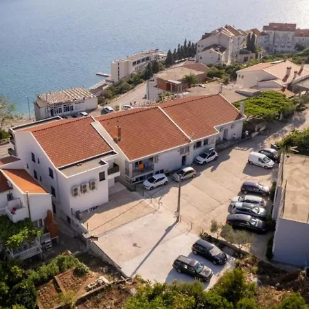 Luxury Sea View With Panoramic Balcony & Private Parking, Casa Sul Mare