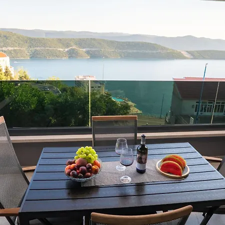 Casa Sul Mare Luxury Sea View Apartment *