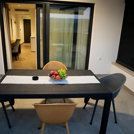 Casa Sul Mare Luxury Sea View Apartment *