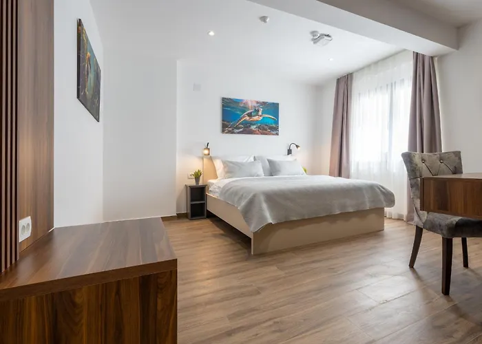 Apartment Casa Sul Mare, Sea View With Large Balcony & Free Parking